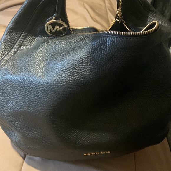 Michael kors medium black hobo bag - Picture 4 of 6